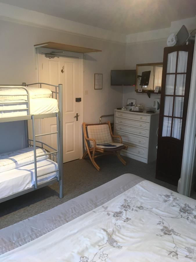 הורלי Rosemead Guest House מראה חיצוני תמונה