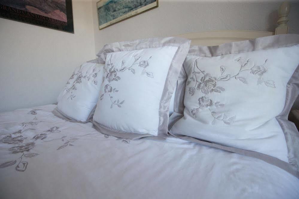 הורלי Rosemead Guest House מראה חיצוני תמונה
